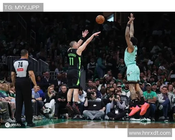 普理查德表现出色助力绿军取胜黄蜂双探花缺阵影响比赛结果